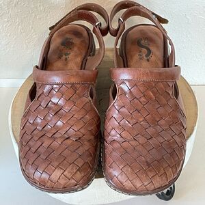 Pre-Owed SoftWalk Womens Salina Woven Brown Slingback Leather Sandal Size 6.5